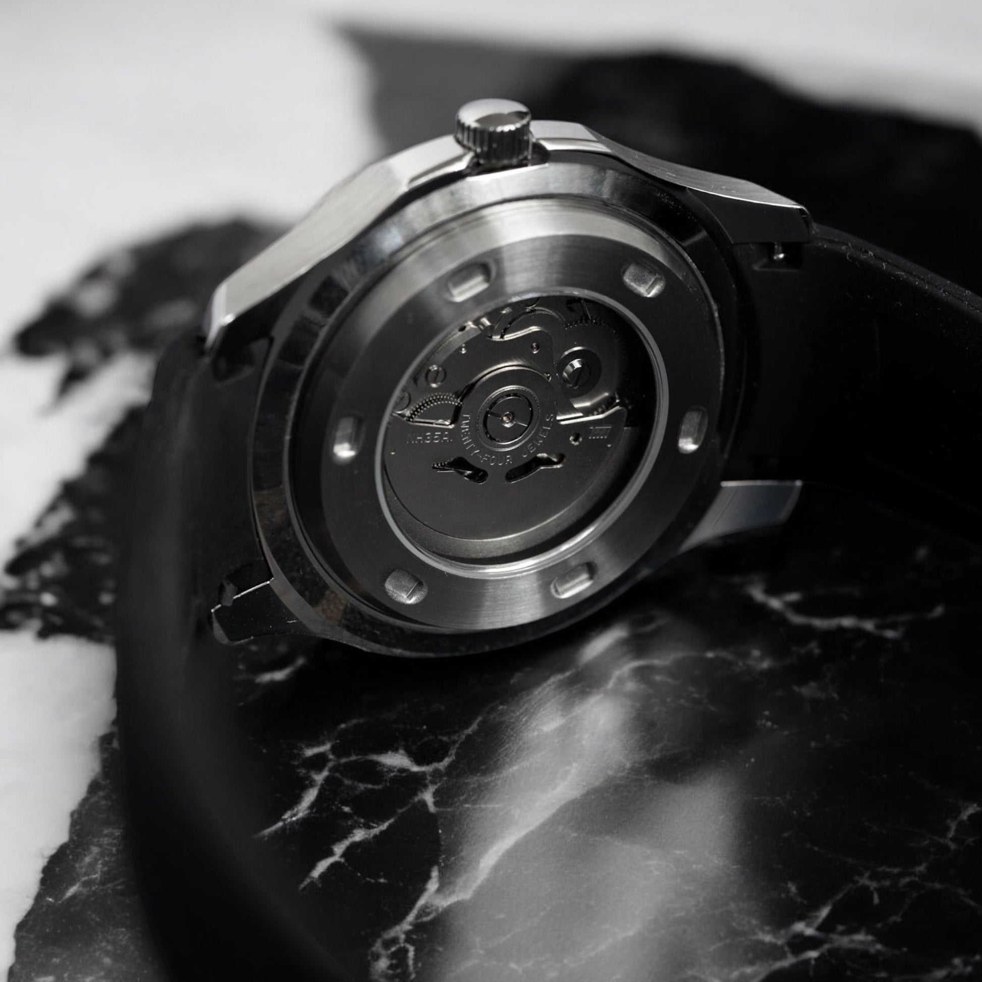 SEIKO MOD AQUANAUT | BLACK