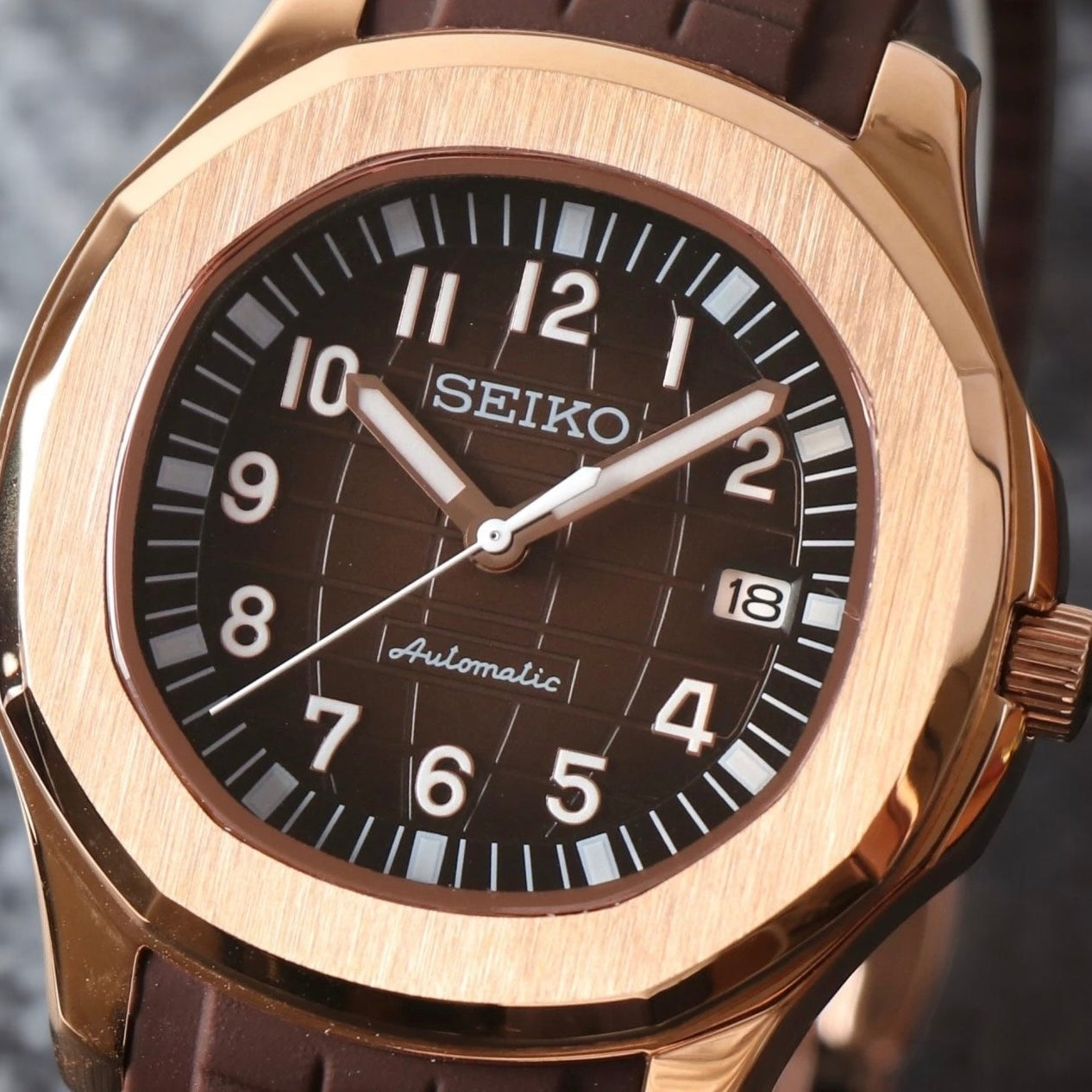 SEIKO MOD AQUANAUT | ROSE GOLD